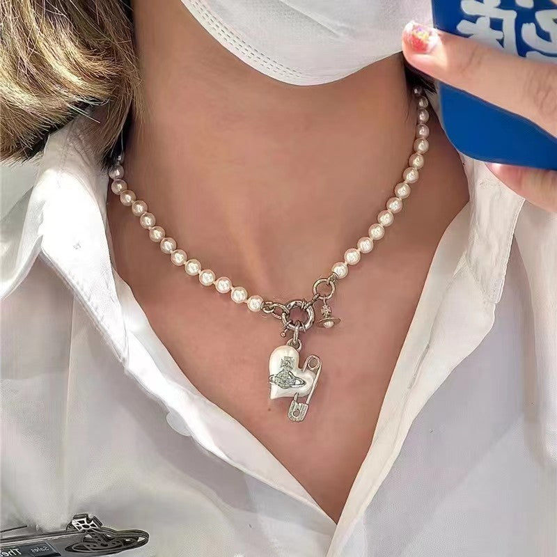 VIVIENNE WESTWOOD Pin Necklace