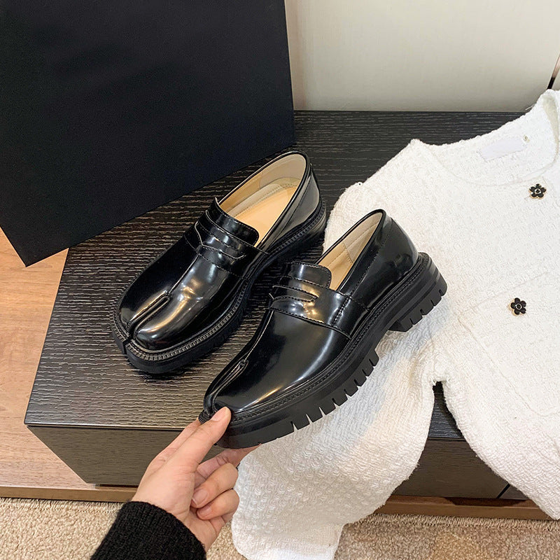 Patent Leather Tabi Loafers