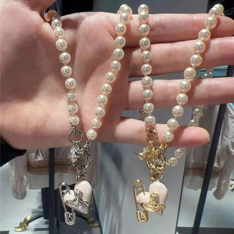 VIVIENNE WESTWOOD Pin Necklace