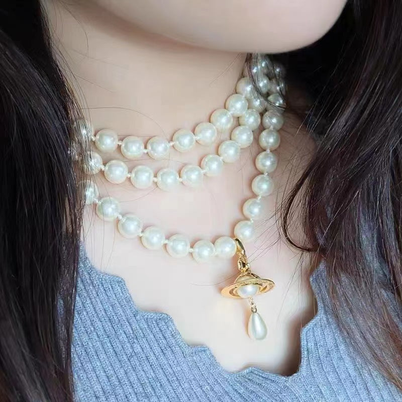 VIVIENNE WESTWOOD Pearl Necklace